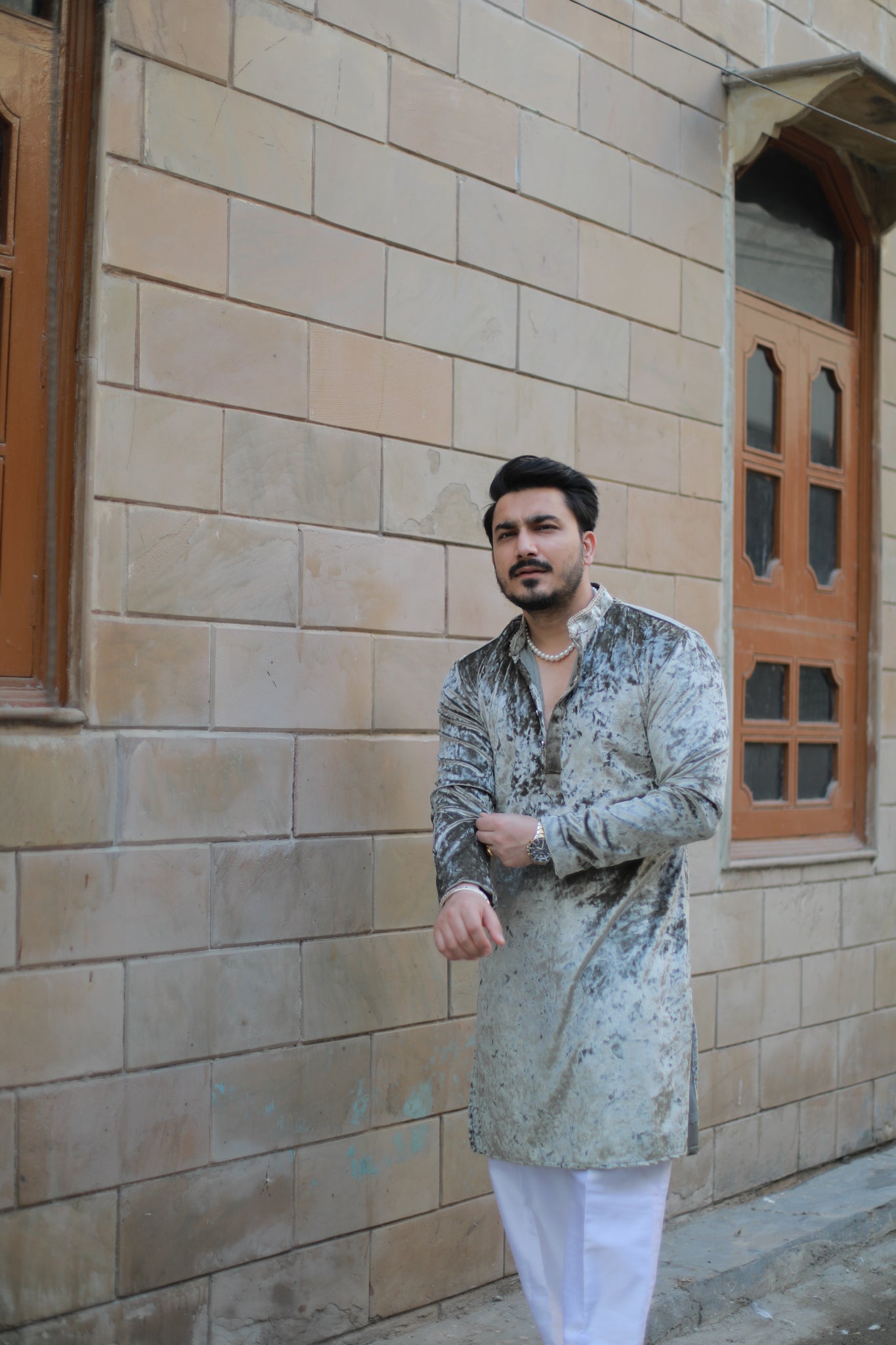 ‘Kashmiri’ Velvet Kurta Pajama Set