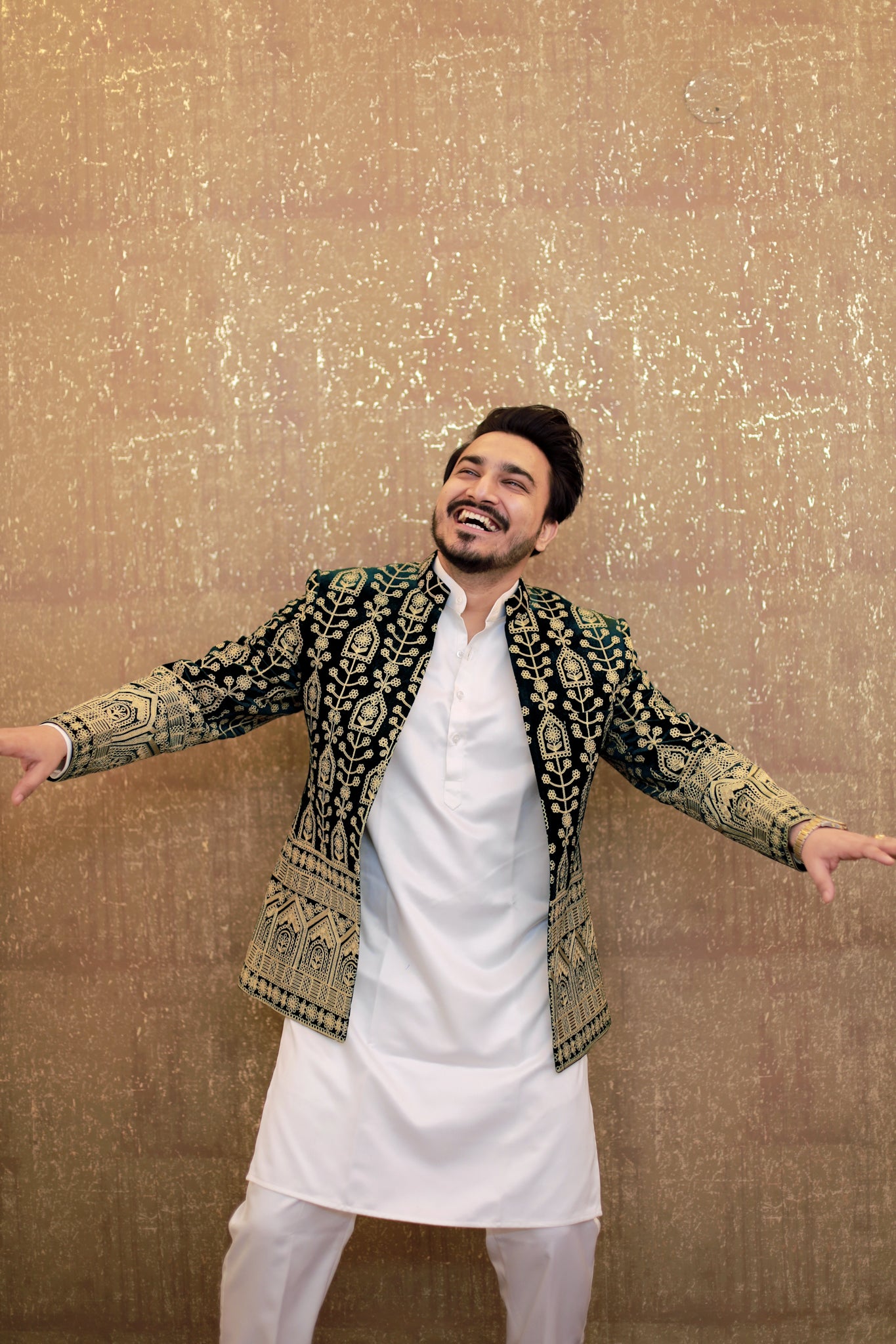 (Karam royal green velvet Jacket Kurta Pajama Set)