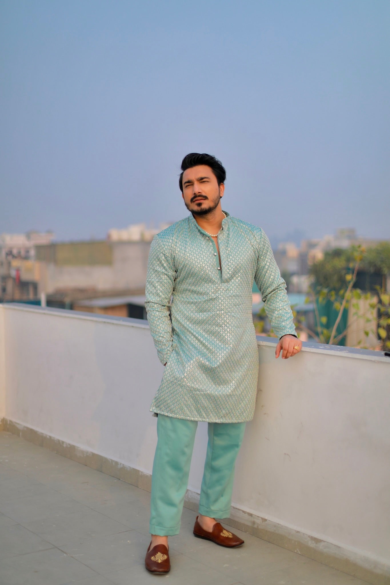 ‘Aasmaani’ Kurta and Pajama Set
