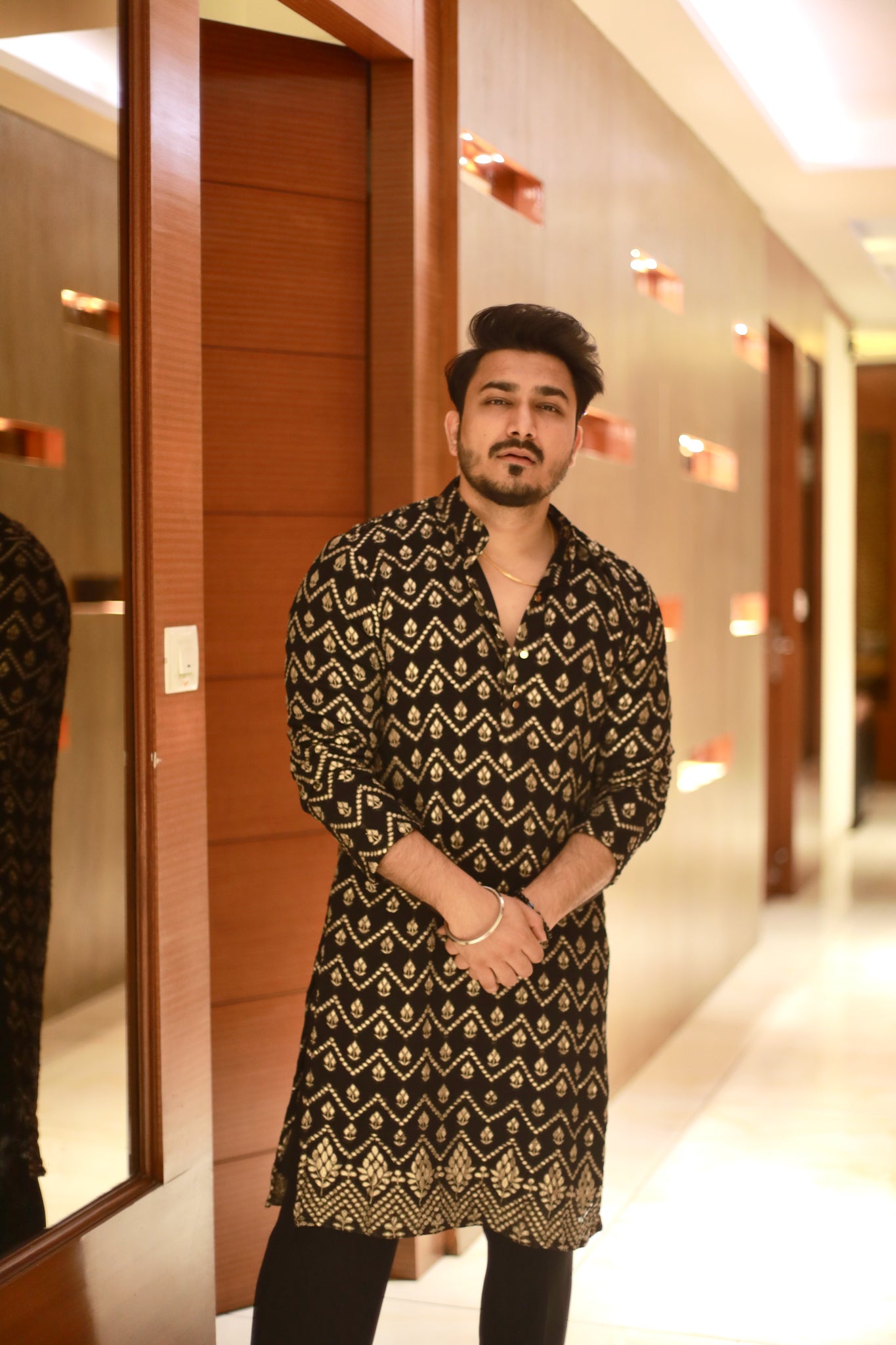 ‘Nayaab’ kurta pyjama Set