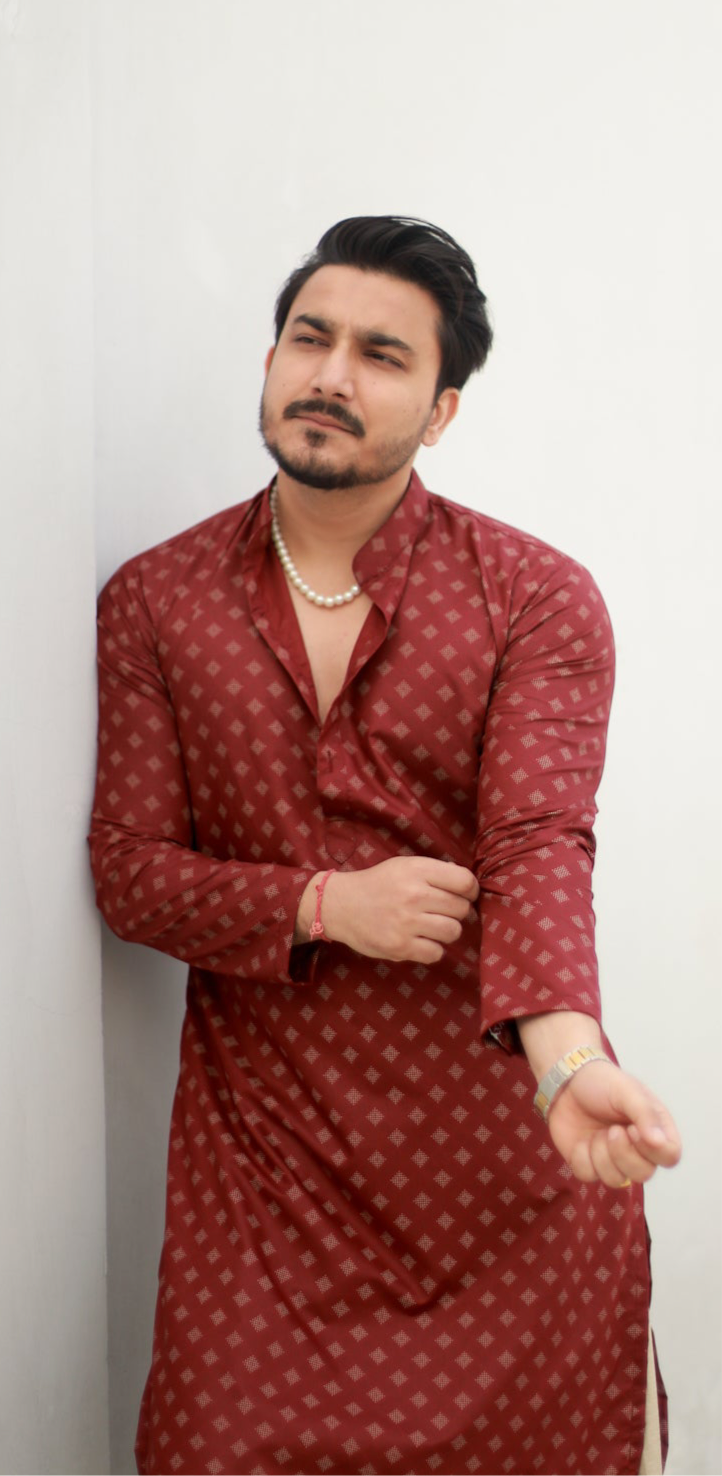 ‘Tehjeeb’ Maroon Kurta and Salwar set♥️